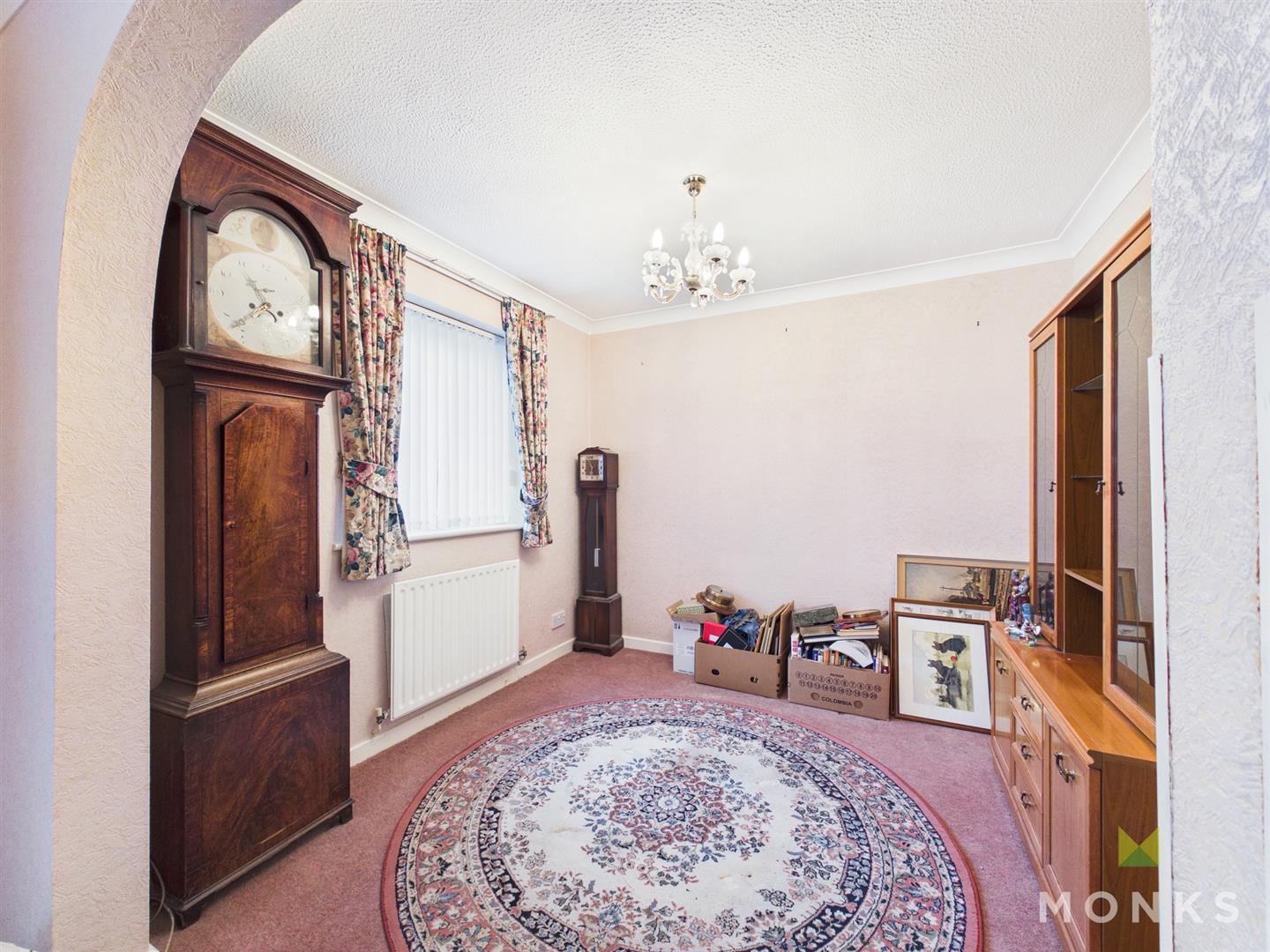 36 Hampton Rise, Oswestry, SY11 1SU For Sale